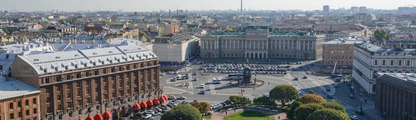 Групповая экскурсия «Топ-3 площади Петербурга: Дворцовая, Сенатская, Исаакиевская»