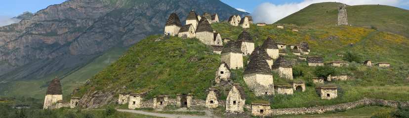 Северная Осетия: Куртатинское ущелье, Кармадон и Даргавс
