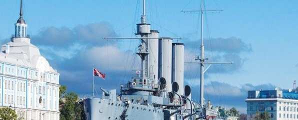 Групповая обзорная экскурсия с посещением крейсера «Аврора»